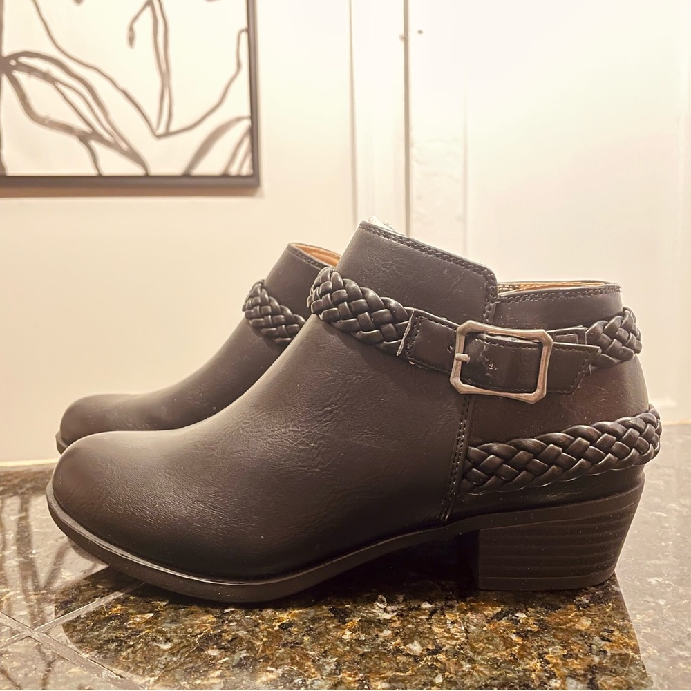 NWT! Black Ankle Booties | Braided Strap | Cute Heel